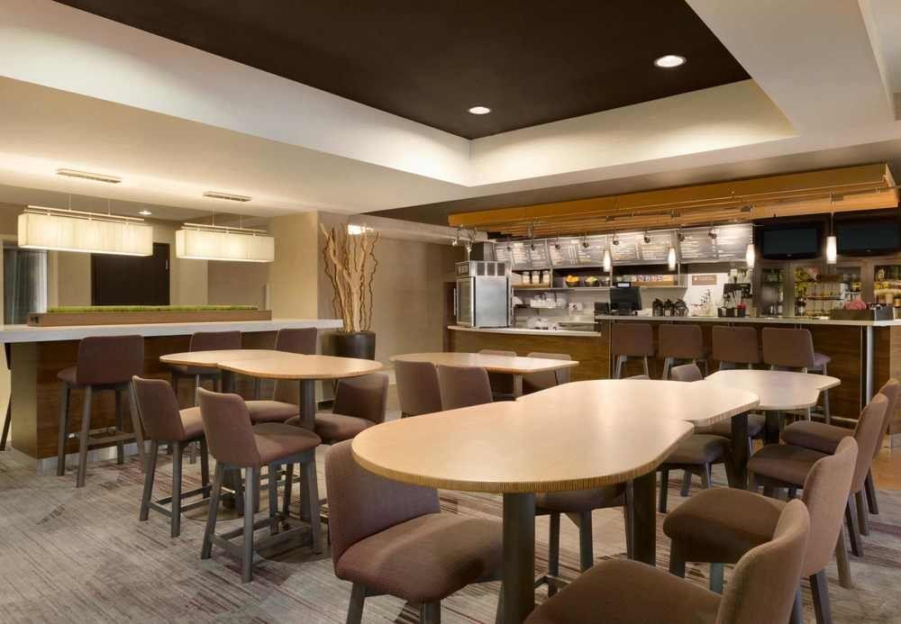Courtyard By Marriott Bloomington Normal Hotel Eksteriør billede