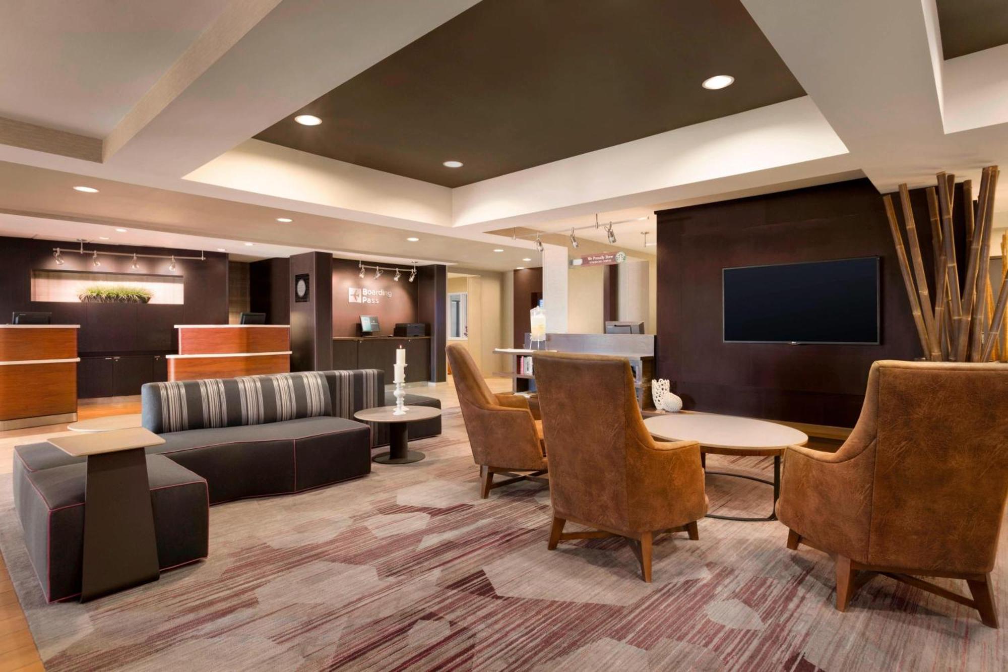 Courtyard By Marriott Bloomington Normal Hotel Eksteriør billede