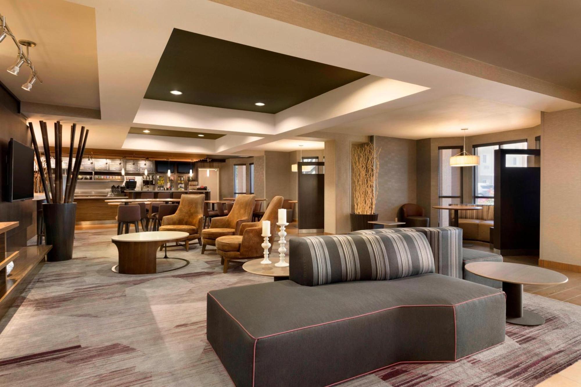 Courtyard By Marriott Bloomington Normal Hotel Eksteriør billede